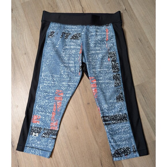 Under Armour Size XL HeatGear Leggings Cropped Fitted Compression EUC - Picture 2 of 8